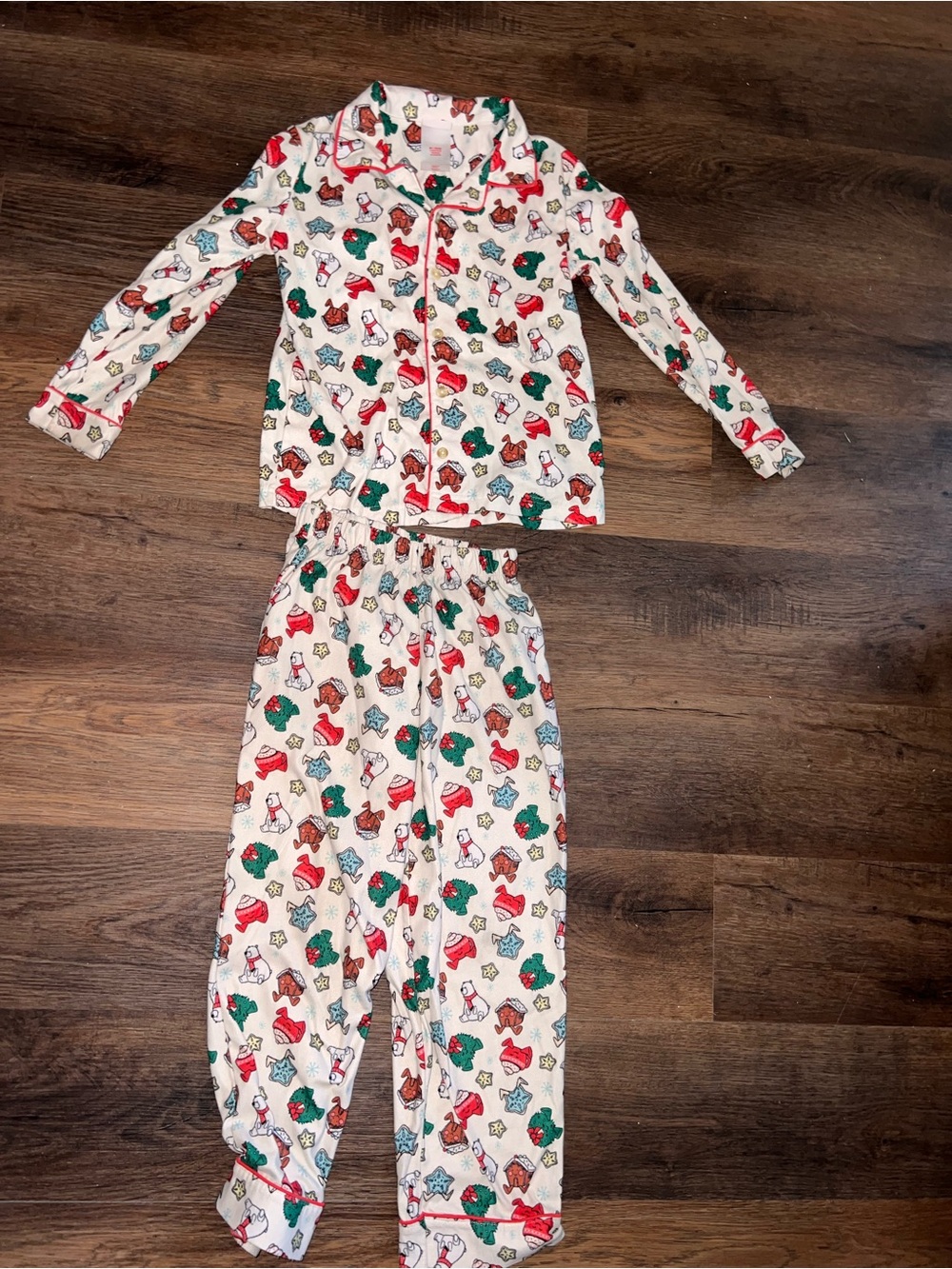 Kids Cream Holiday Print Pajama Set - Long Sleeve Top & Pants